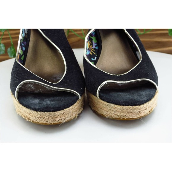 Tahari Sz 8 M‎ Black Slingback Fabric Women Sandals - Picture 2 of 7